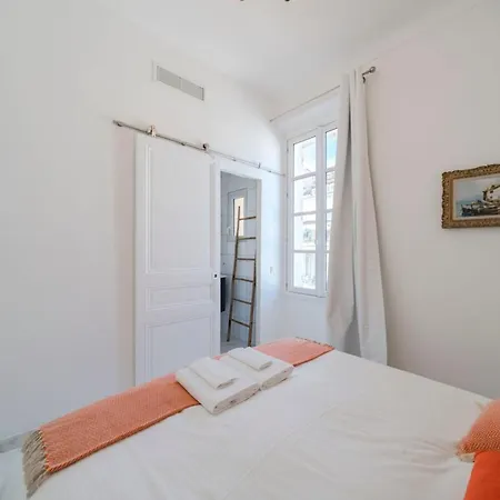 Wdf 2 Bedrooms Heart Of קאן