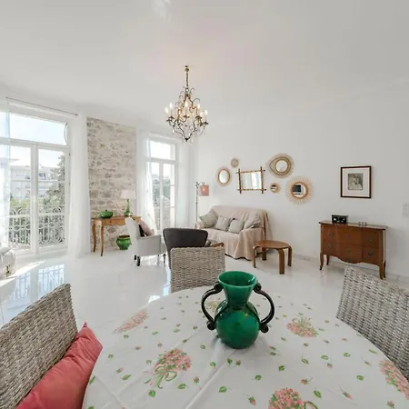 Wdf 2 Bedrooms Heart Of