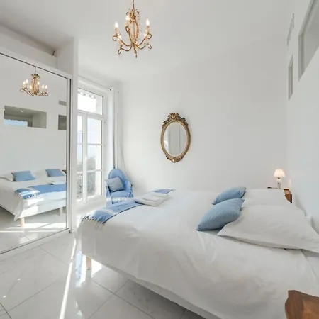 Wdf 2 Bedrooms Heart Of Apartment
